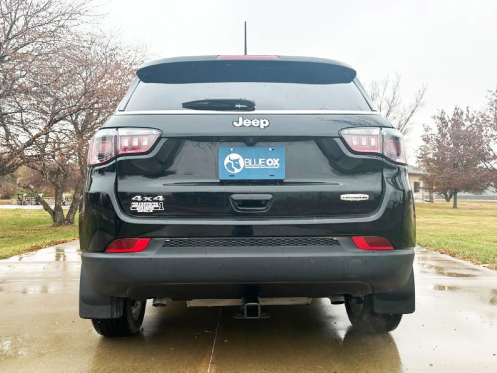BXH3007 Class III Receiver Hitch Fits Select Jeep Compass